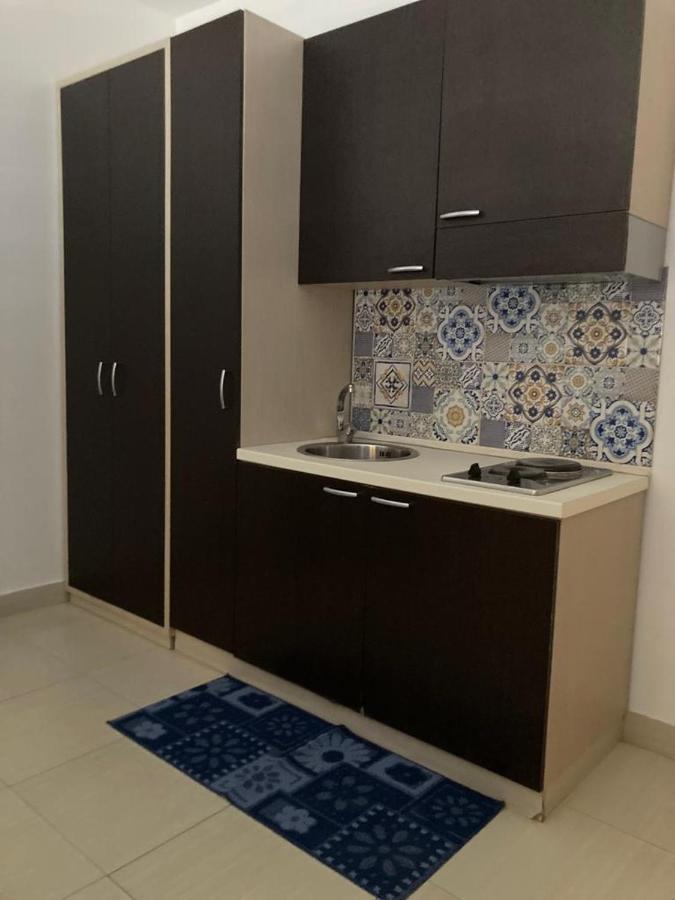 Apartahotel Sirina House *