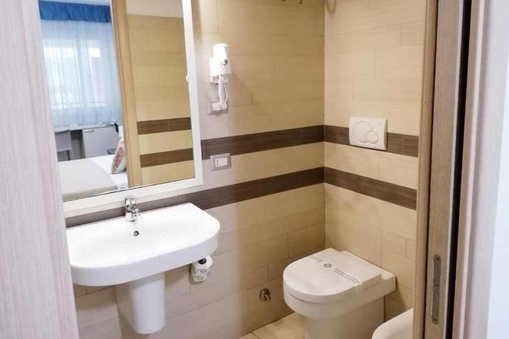 Sirina House Apartahotel